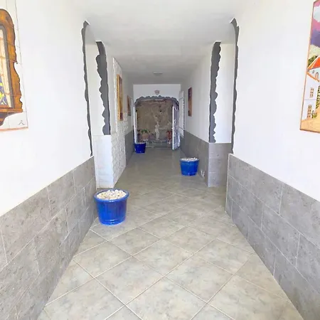 3 Avitaciones 公寓 阿德耶