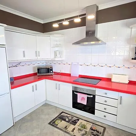 公寓 3 Avitaciones 阿德耶